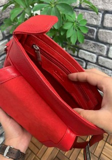 Guard Red Leather Messenger Bag 100345258