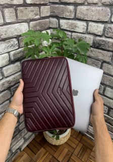 Briefcase & Laptop Bag - حقيبة كلاتش الحرس كلاريت حمراء نمط المثلث 100346187 - Turkey