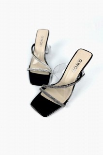 Lola Black Patent Leather Slippers 100344351
