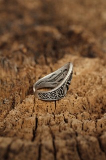 Adjustable Bow and Sword Symbol Men's Ring 100319116
