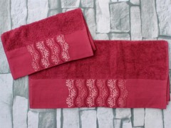 Dowry Land Carmen Embroidered 2 Pcs Towel Set Fuchsia 100330193