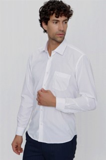 Shirt - قميص أبيض رجالي بقصة عادية ومريح بجيوب عادية 100351036 - Turkey