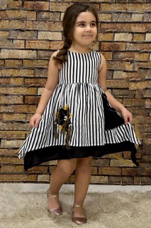 Girl's New Black-White Dress With Pocket And Stripe 100328171