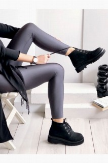 Boots - حذاء سوليل أسود من الجلد المدبوغ 100343894 - Turkey