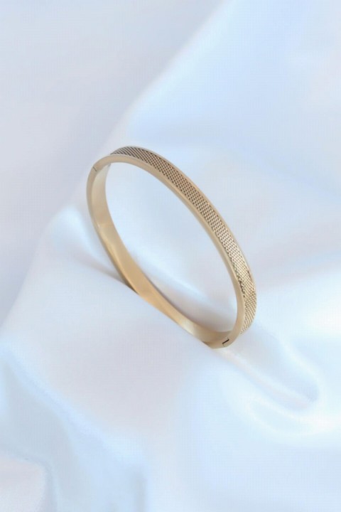 Gold Color Steel Women's Bracelet 100327805
