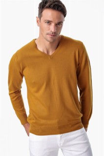 Knitwear - كنزة تريكو صفراء بقصة ديناميكية بياقة على شكل V للرجال من الخردل 100345082 - Turkey