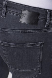 Men's Black Samara Dynamic Fit Relaxed Fit 5 Pocket Denim Jeans 100350842