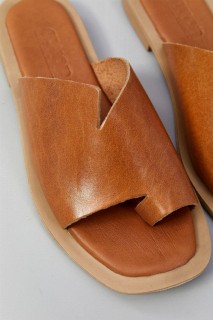 Wicker Tan Leather Slippers 100343429