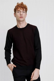 Knitwear - كنزة تريكو سوداء للرجال برقبة دائرية وملاءمة ديناميكية مريحة بنمط خط القطع 100345114 - Turkey