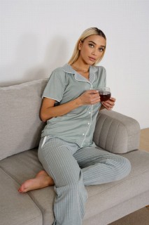 Lingerie & Pajamas - Women's Short Sleeve Front Buttoned Pajamas Set 100342502 - Turkey