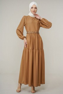 Daily Dress - فستان نسائي طويل مزين باللؤلؤ 100326000 - Turkey