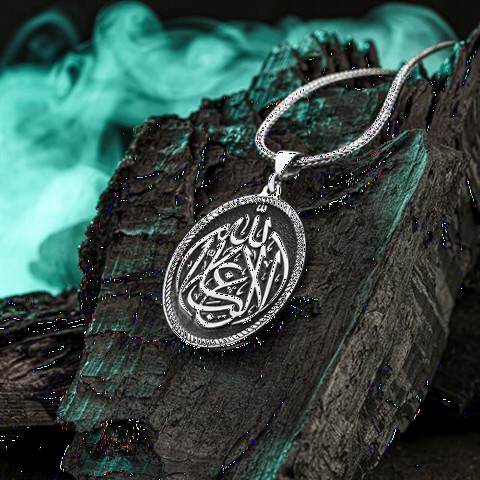 Silver Necklace With La Galibe İllallah Written On Black Background 100348248