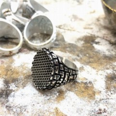Pit Array Honeycomb Patterned Silver Men's Ring 100348216