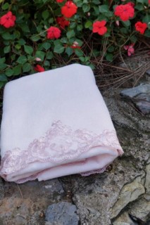 Servella French Lacy Towel Powder 100258045