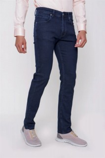 pants - بنطال جينز أرتيون ديناميكي ملائم غير رسمي بخمسة جيوب باللون الأزرق الداكن للرجال 100350840 - Turkey